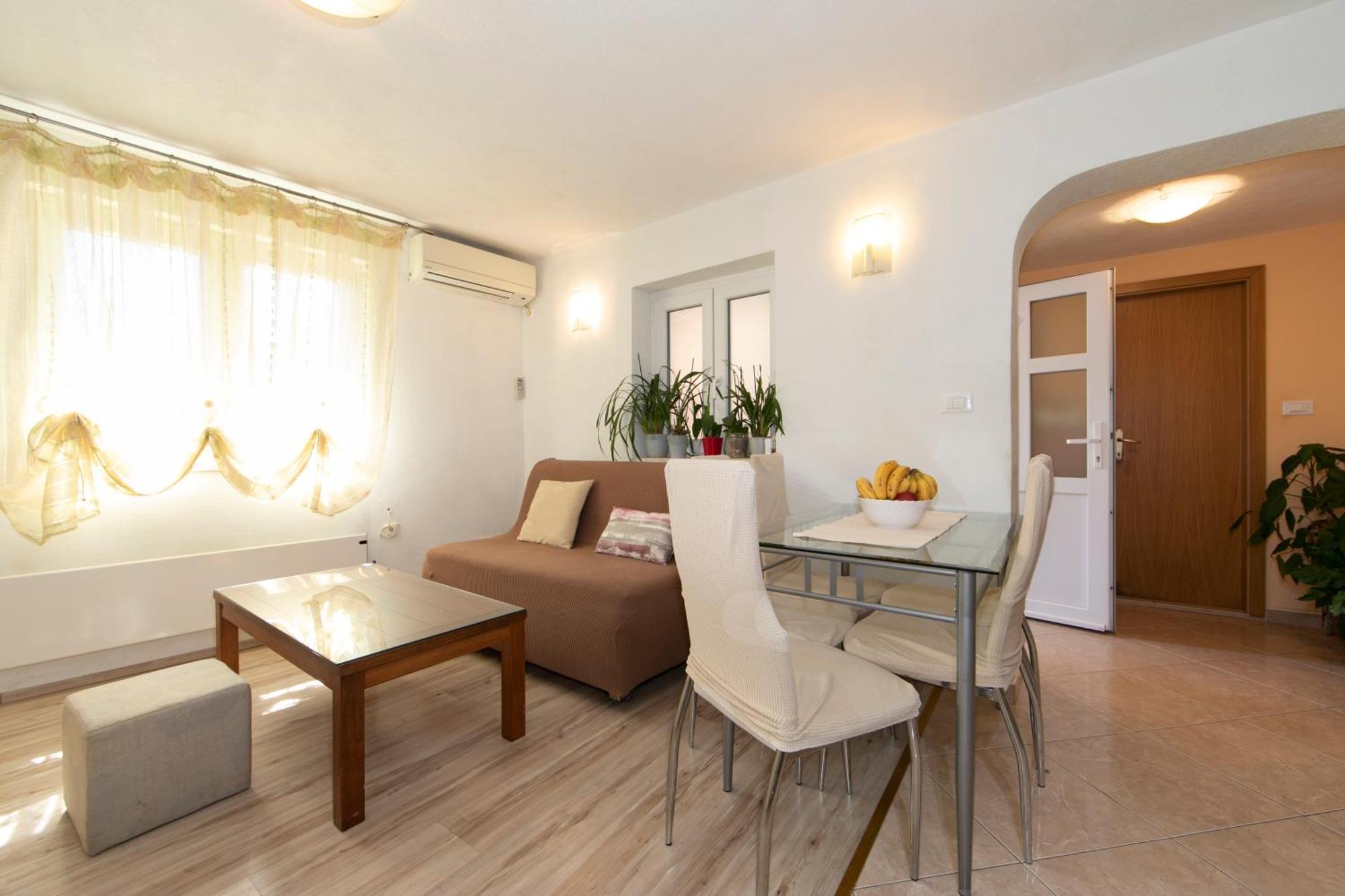 Apartmani Darinka Baska Voda Exterior photo