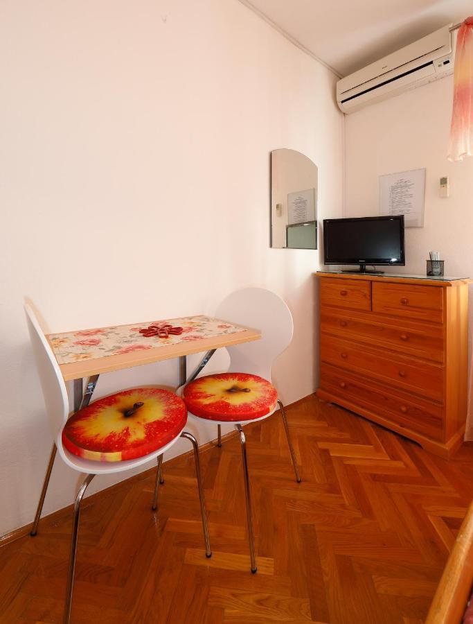 Apartmani Darinka Baska Voda Exterior photo